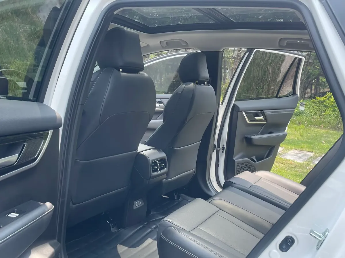 2022 Mitsubishi Airtrek BEV 69.9KWH,autocango,china used car exporter,china ev exporter,chinese used car exporter,chinese used ev exporter