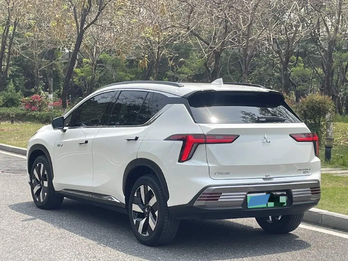 2022 Mitsubishi Airtrek BEV 69.9KWH,autocango,china used car exporter,china ev exporter,chinese used car exporter,chinese used ev exporter