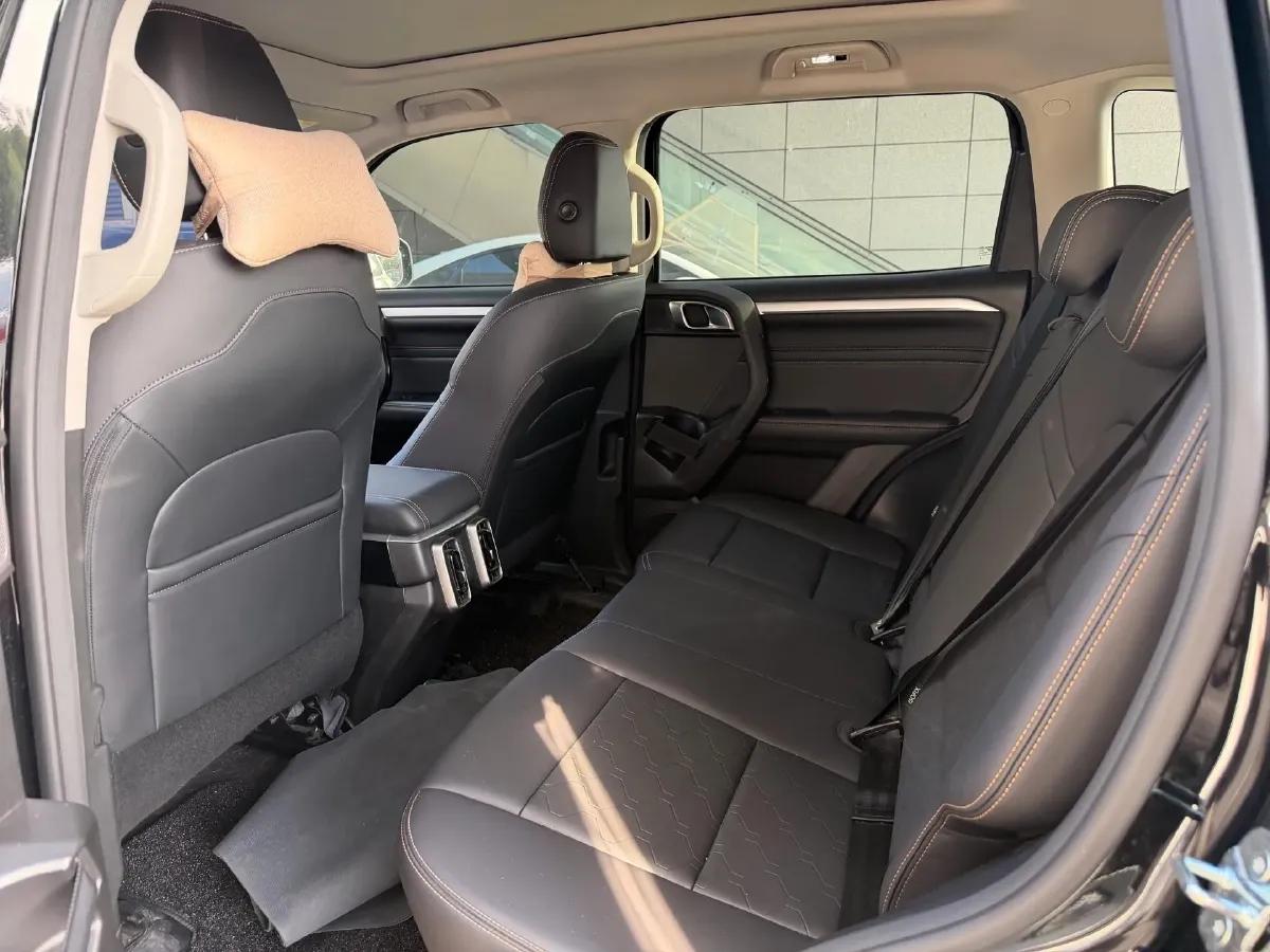 2022 Haval Dargo 1.5T 184HP L4 7DCT,autocango,china used car exporter,china ev exporter,chinese used car exporter,chinese used ev exporter