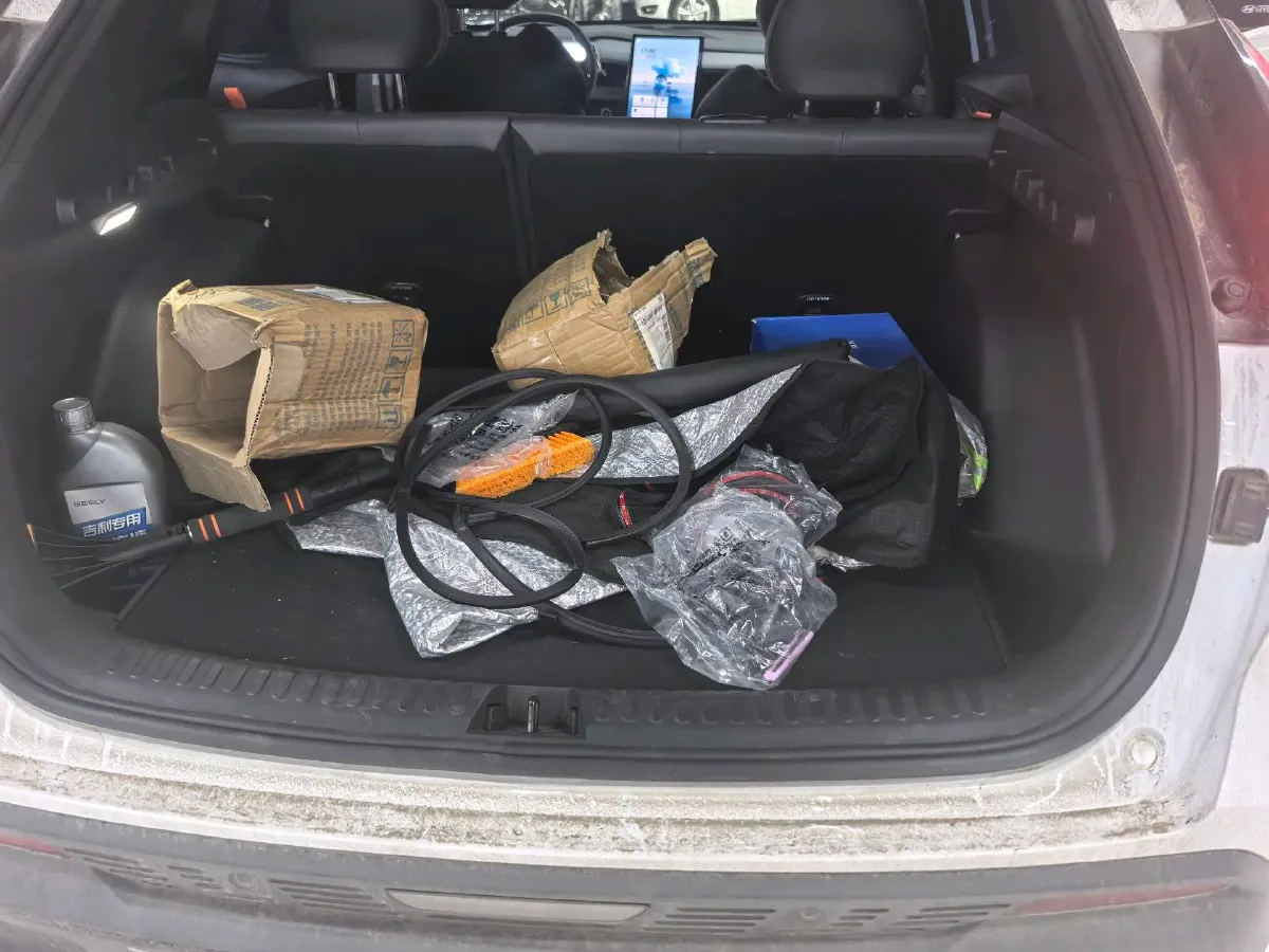 2023 Geely Azkarra 1.5T 181HP L4 7DCT,autocango,china used car exporter,china ev exporter,chinese used car exporter,chinese used ev exporter