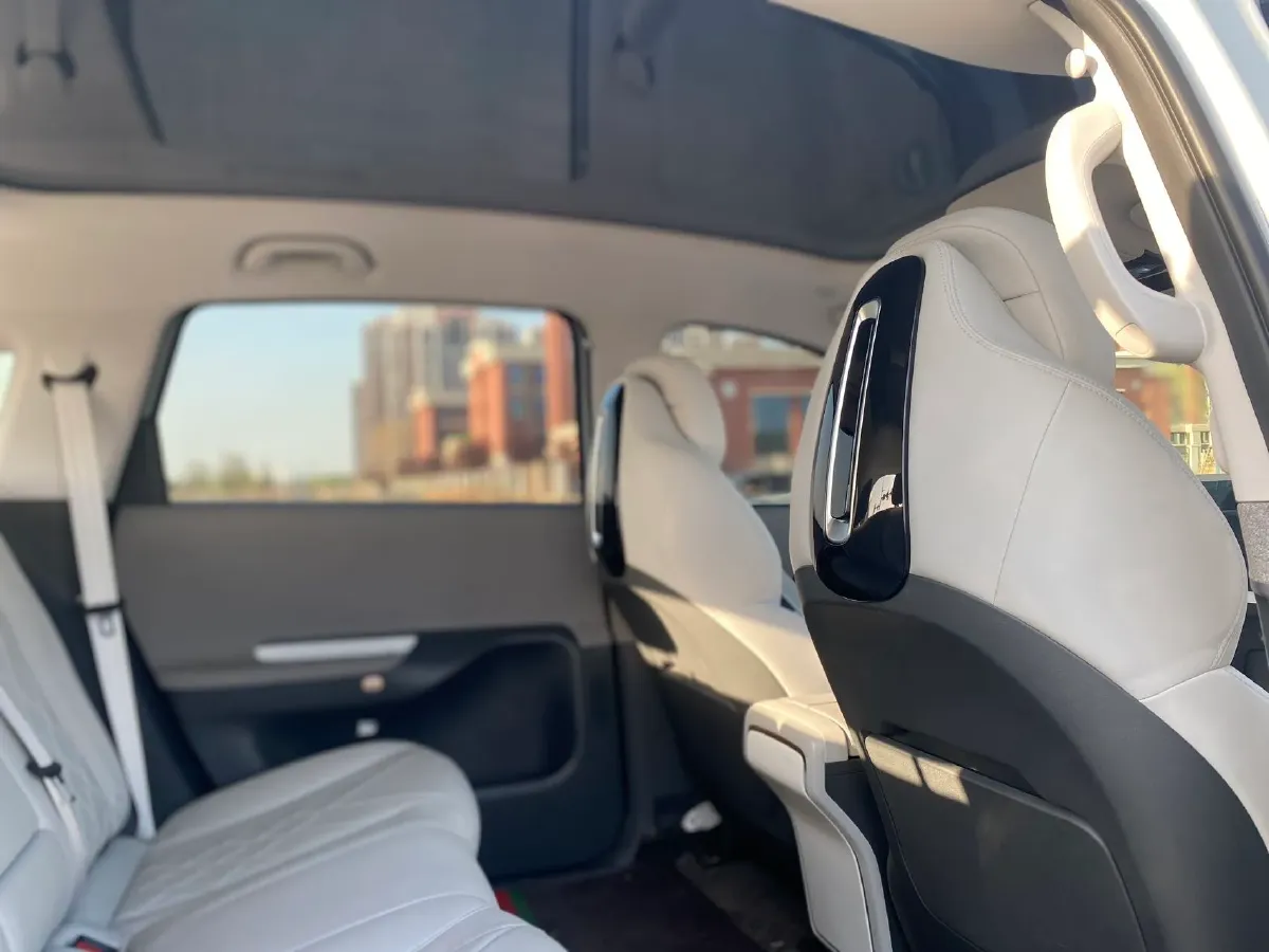 2024 ARCFOX KAOLA S BEV 58.8KWH,autocango,china used car exporter,china ev exporter,chinese used car exporter,chinese used ev exporter