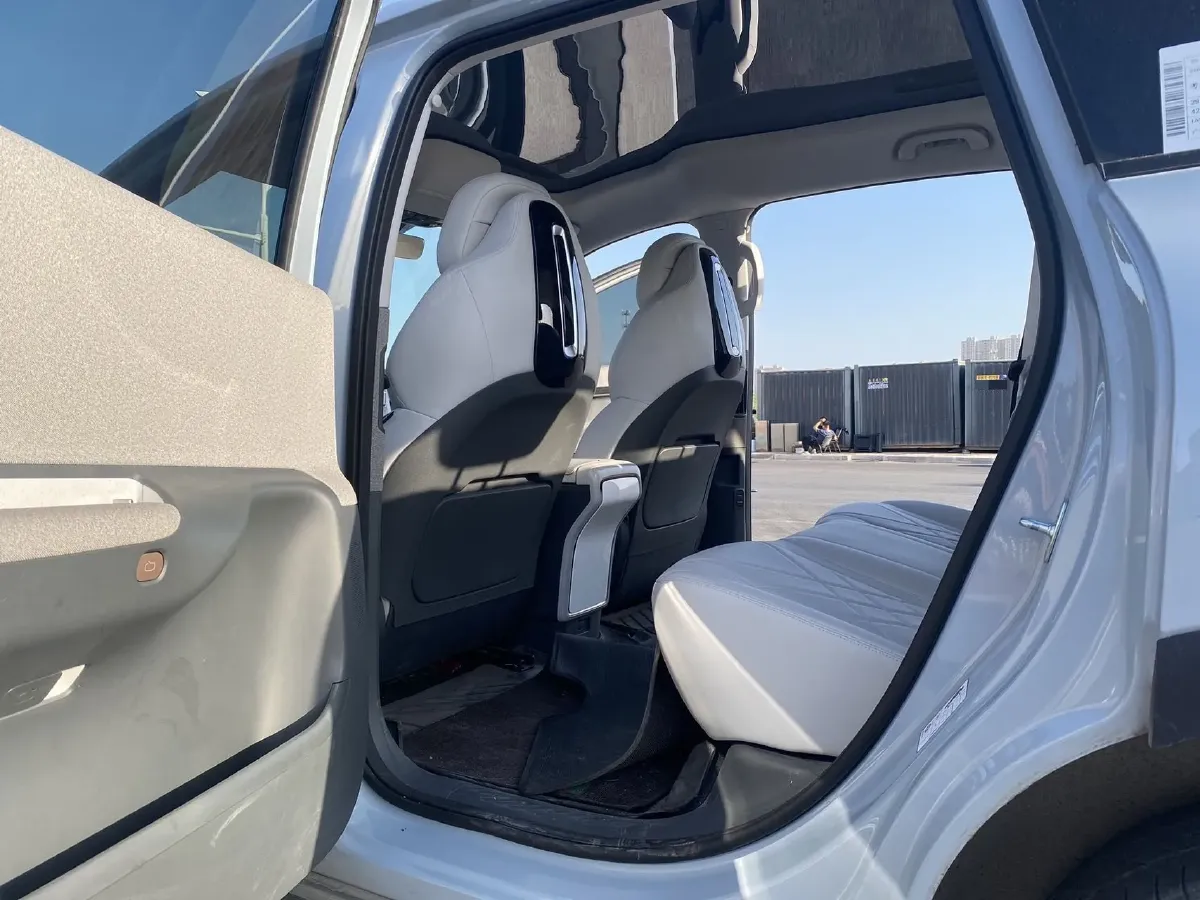 2024 ARCFOX KAOLA S BEV 58.8KWH,autocango,china used car exporter,china ev exporter,chinese used car exporter,chinese used ev exporter