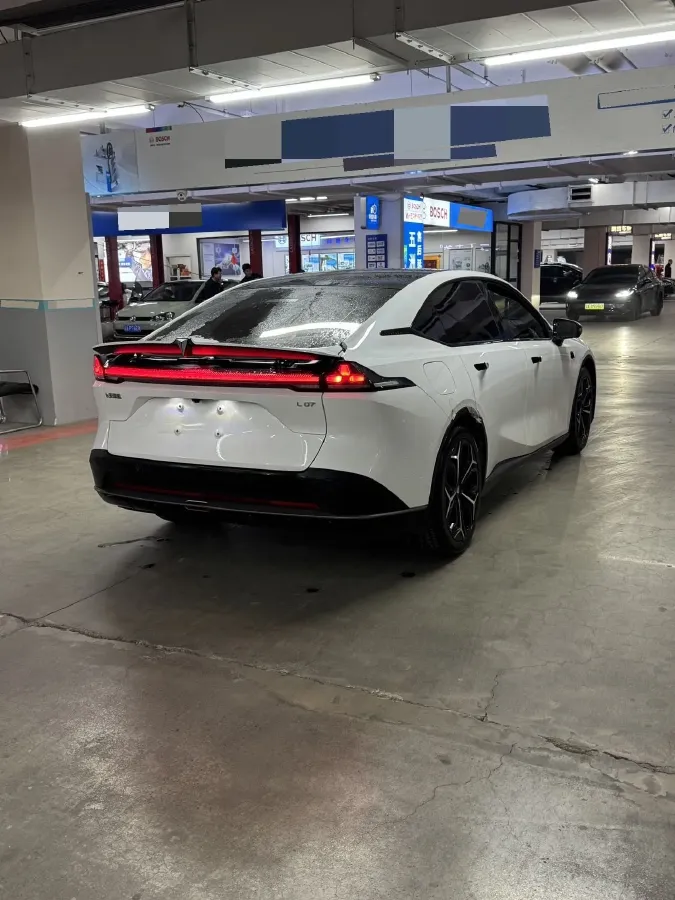 2025 Deepal L07 1.5L 98HP L4 REEV 35.07KWH,autocango,china used car exporter,china ev exporter,chinese used car exporter,chinese used ev exporter