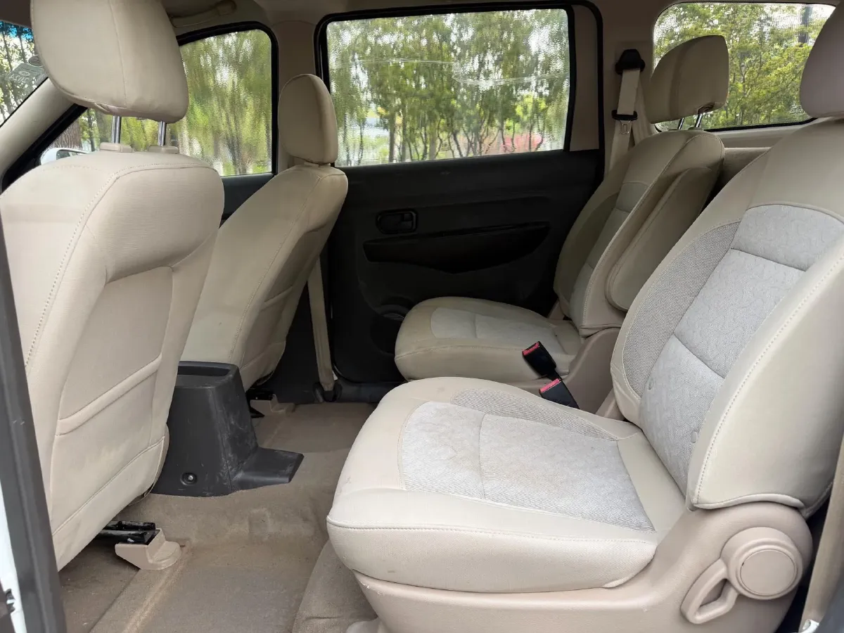 2016 WuLing HongGuang 1.5L 112HP L4 5MT,autocango,china used car exporter,china ev exporter,chinese used car exporter,chinese used ev exporter