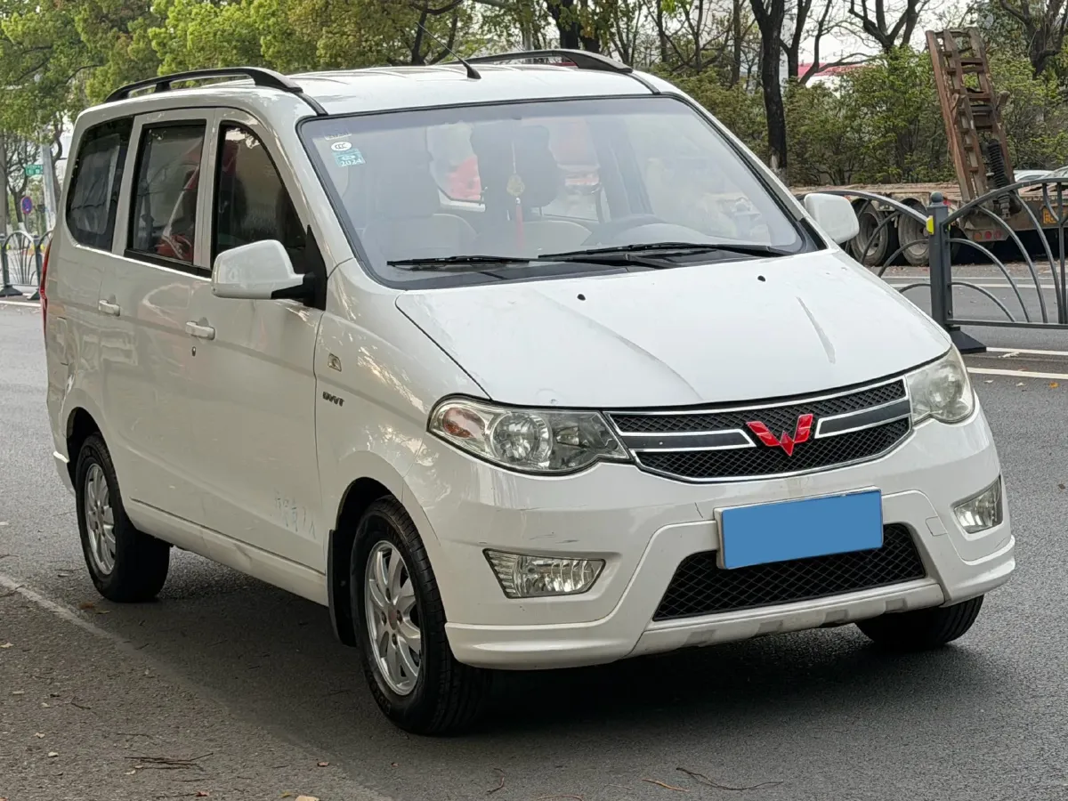 2016 WuLing HongGuang 1.5L 112HP L4 5MT,autocango,china used car exporter,china ev exporter,chinese used car exporter,chinese used ev exporter