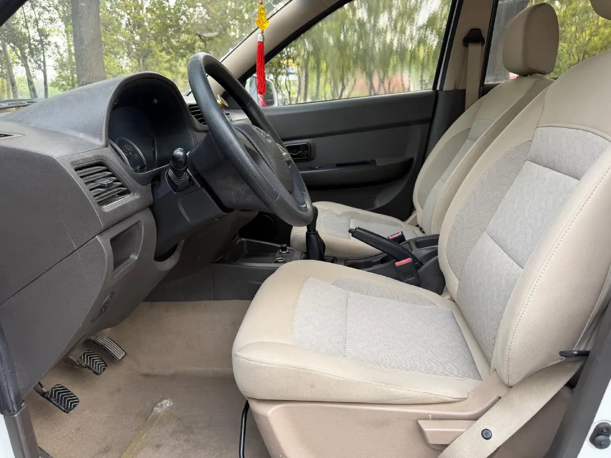 2016 WuLing HongGuang 1.5L 112HP L4 5MT,autocango,china used car exporter,china ev exporter,chinese used car exporter,chinese used ev exporter