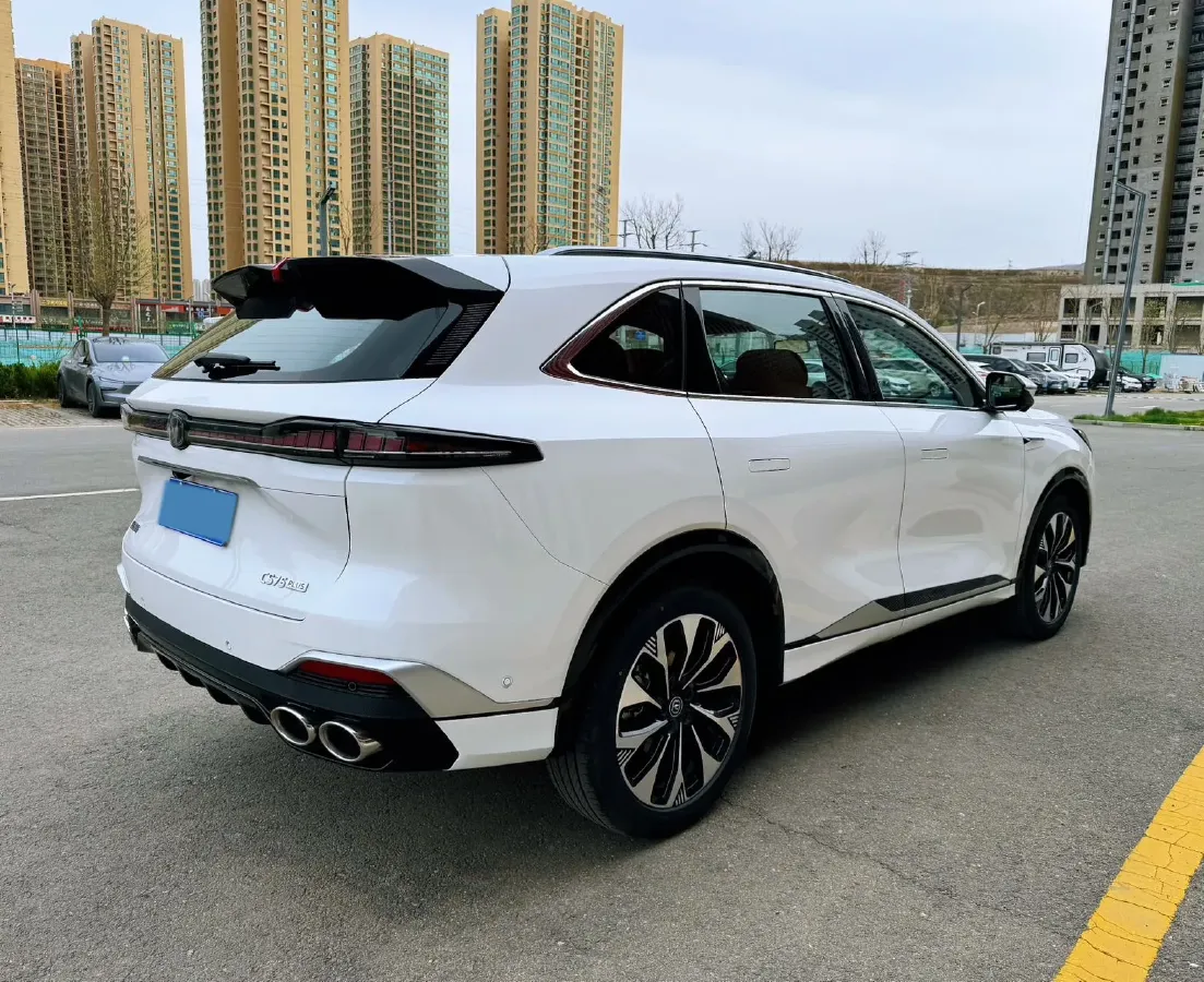 2025 ChangAn CS75 Plus 2.0T 233HP L4 8AT,autocango,china used car exporter,china ev exporter,chinese used car exporter,chinese used ev exporter