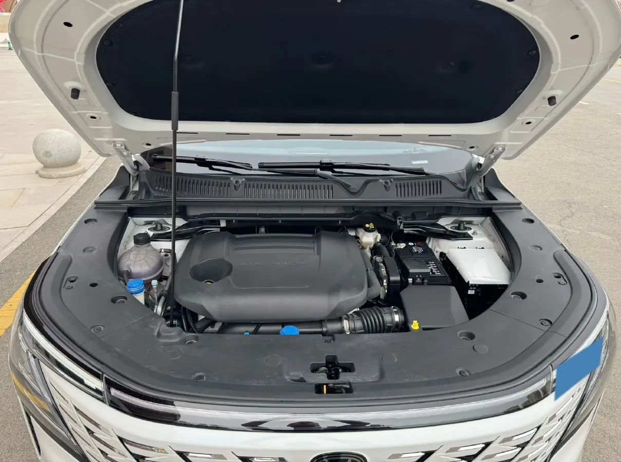 2025 ChangAn CS75 Plus 2.0T 233HP L4 8AT,autocango,china used car exporter,china ev exporter,chinese used car exporter,chinese used ev exporter