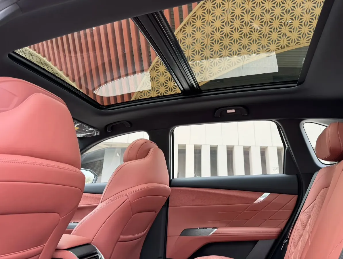 2025 ChangAn CS75 Plus 2.0T 233HP L4 8AT,autocango,china used car exporter,china ev exporter,chinese used car exporter,chinese used ev exporter