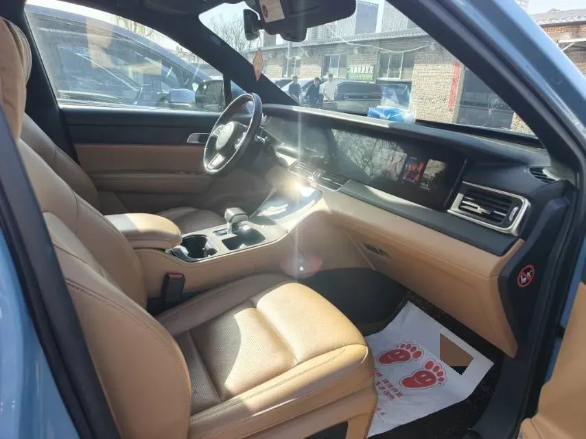 2021 Li ONE Range Extended 131HP REEV 40.5KWH,autocango,china used car exporter,china ev exporter,chinese used car exporter,chinese used ev exporter