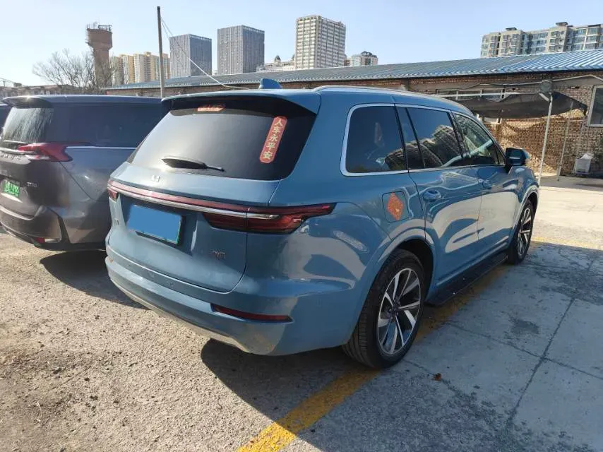 2021 Li ONE Range Extended 131HP REEV 40.5KWH,autocango,china used car exporter,china ev exporter,chinese used car exporter,chinese used ev exporter