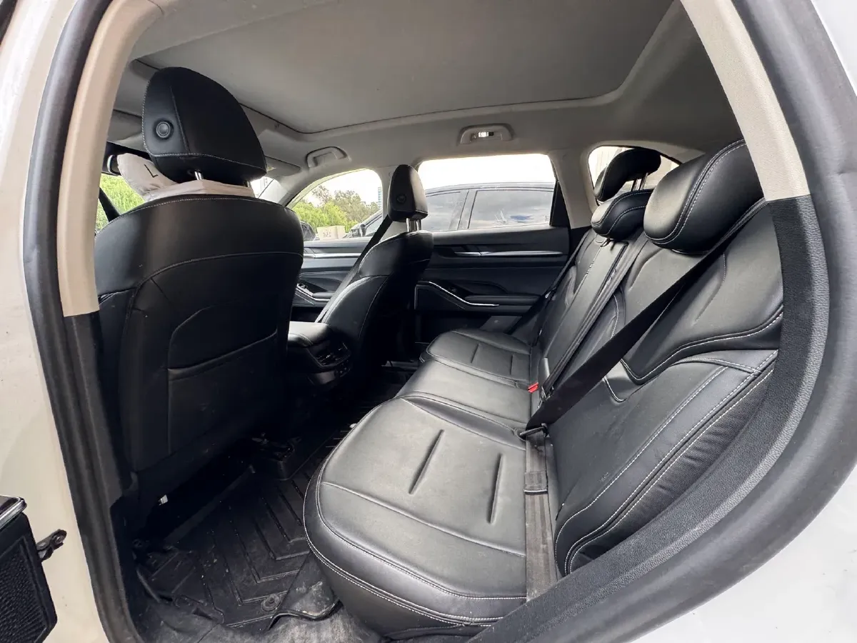 2021 Haval H6 1.5T 169HP L4 7DCT,autocango,china used car exporter,china ev exporter,chinese used car exporter,chinese used ev exporter