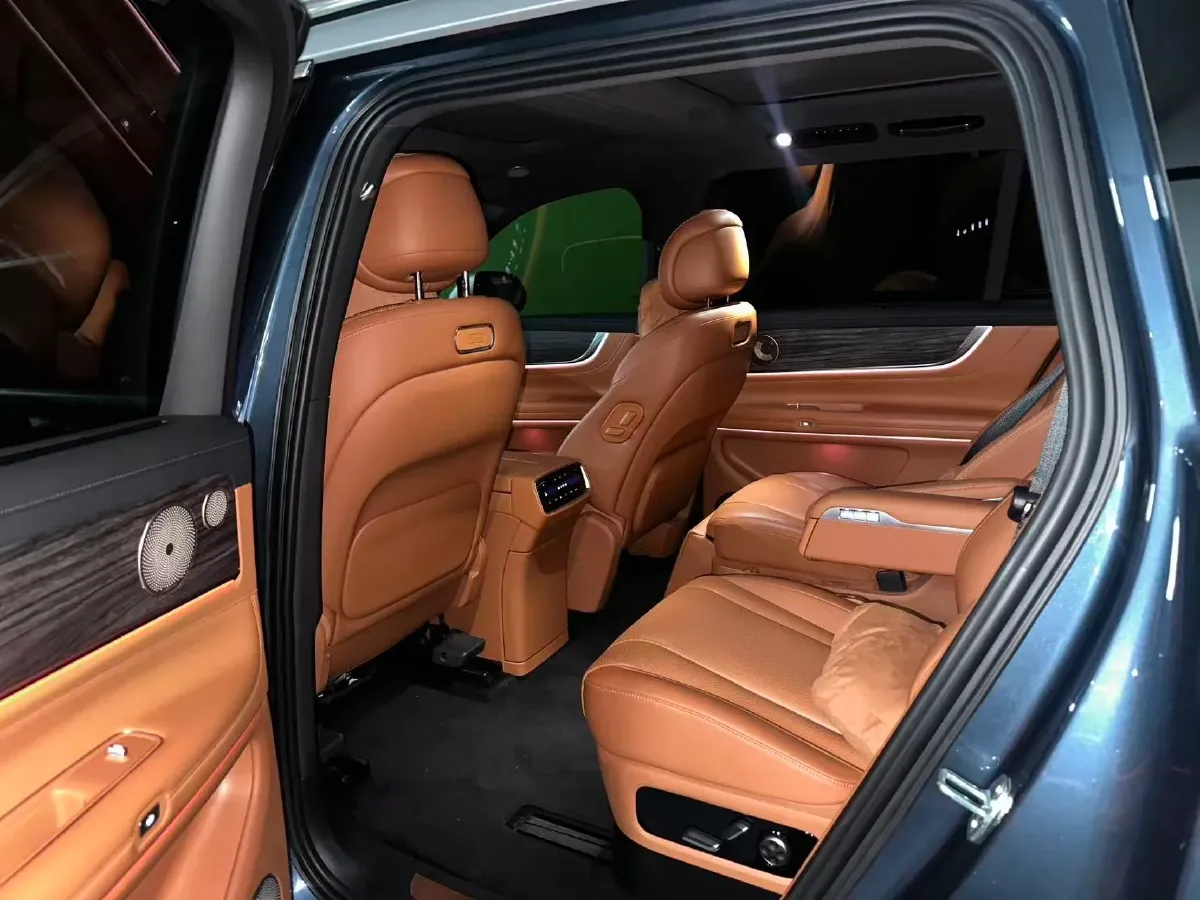 2024 AITO AITO M9 1.5T 152HP L4 REEV 52KWH,autocango,china used car exporter,china ev exporter,chinese used car exporter,chinese used ev exporter