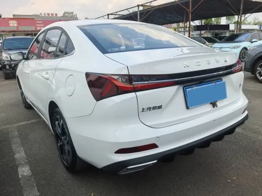2023 Roewe i5 1.5L 129HP L4 CVT,autocango,china used car exporter,china ev exporter,chinese used car exporter,chinese used ev exporter