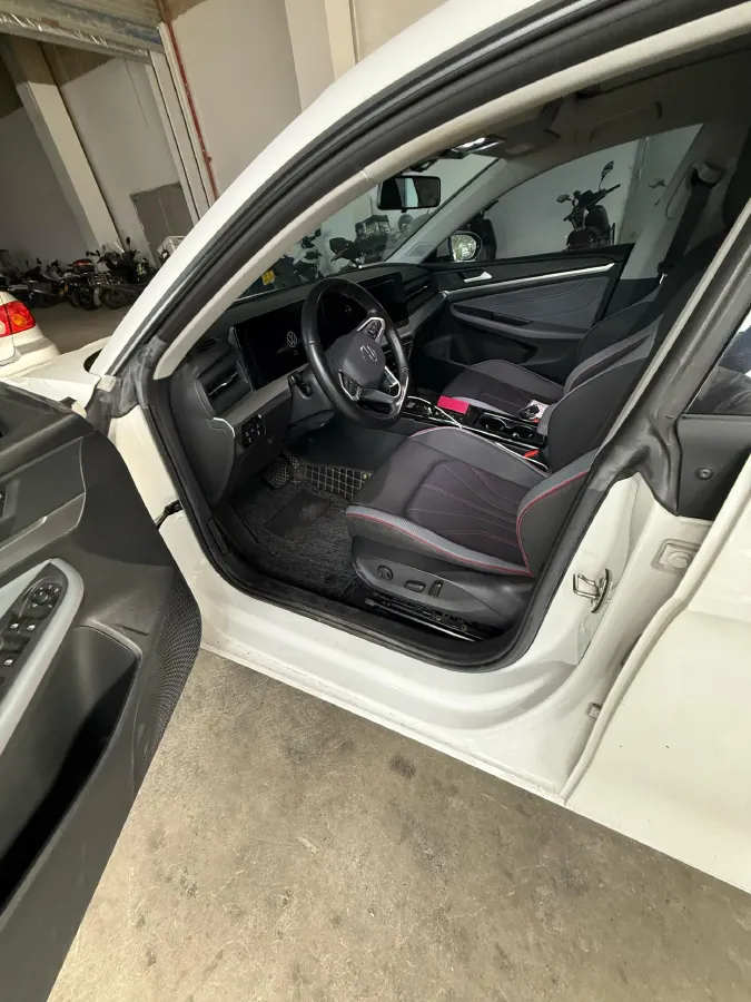 2022 Volkswagen Lavida 1.4T 150HP L4 7DCT,autocango,china used car exporter,china ev exporter,chinese used car exporter,chinese used ev exporter