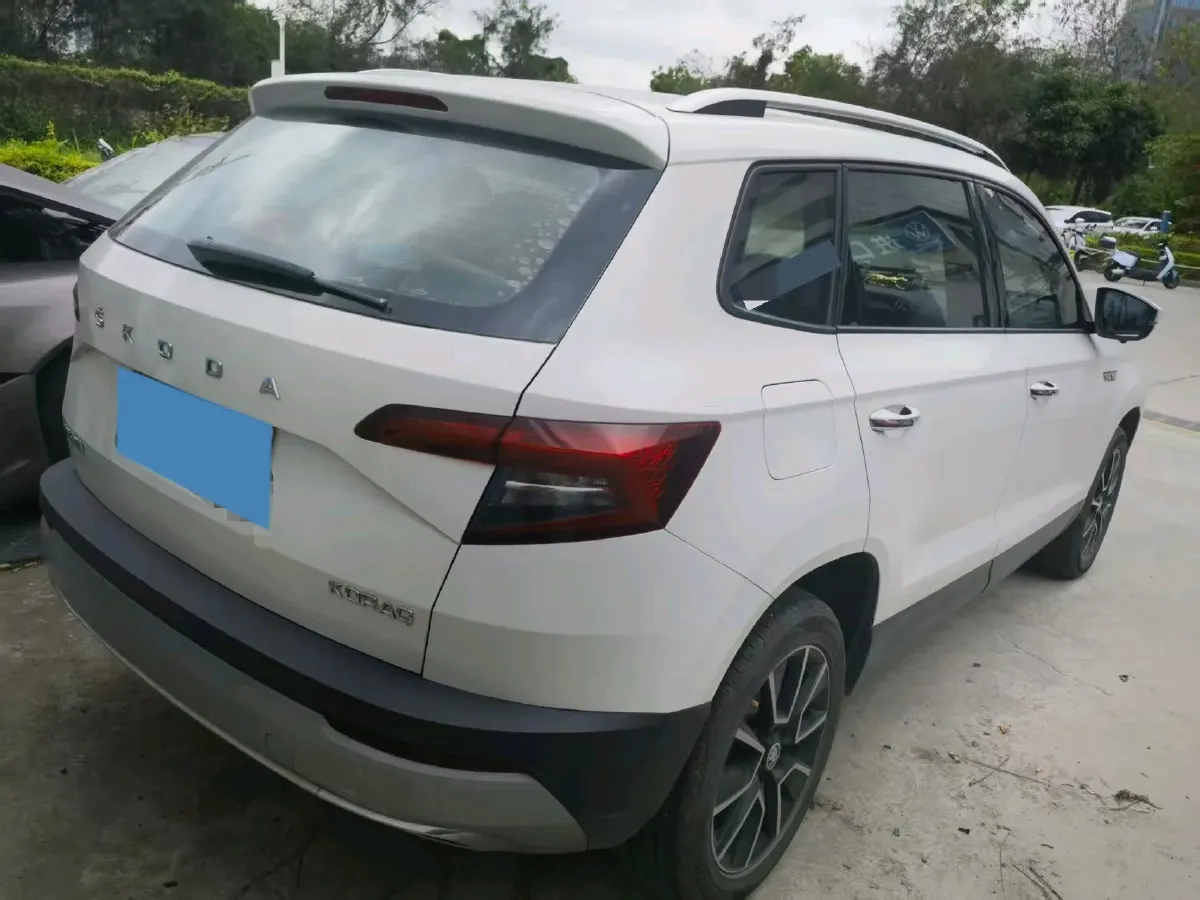 2020 Skoda Karoq 1.4T 150HP L4 7DCT,autocango,china used car exporter,china ev exporter,chinese used car exporter,chinese used ev exporter