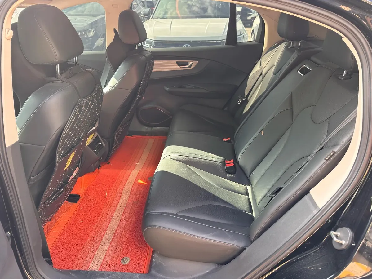 2024 HongQi E-QM5 BEV 72KWH,autocango,china used car exporter,china ev exporter,chinese used car exporter,chinese used ev exporter