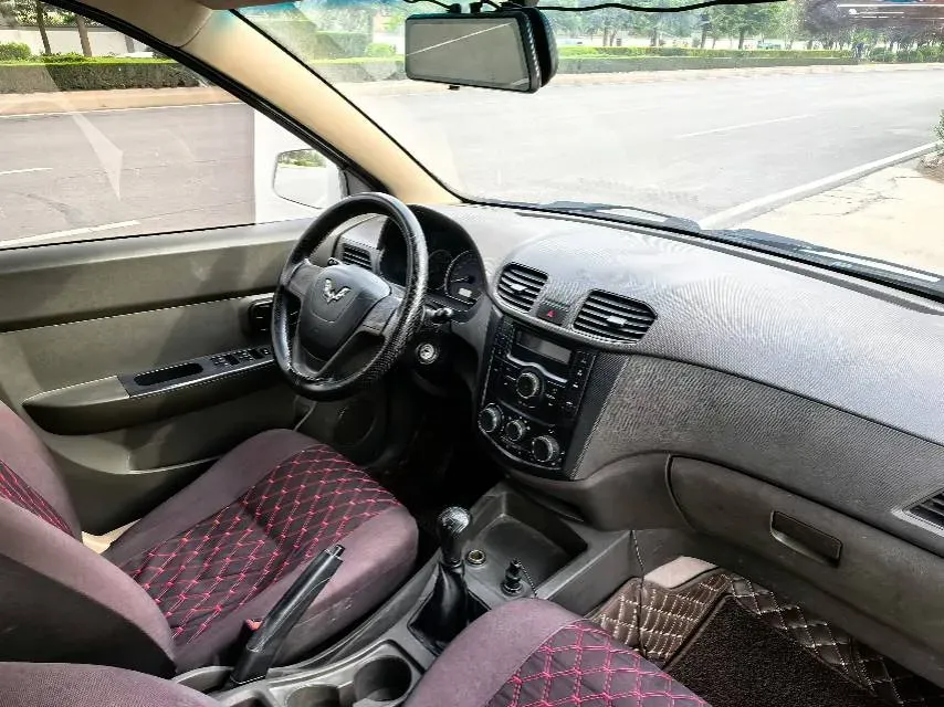 2016 WuLing HongGuang 1.5L 112HP L4 5MT,autocango,china used car exporter,china ev exporter,chinese used car exporter,chinese used ev exporter