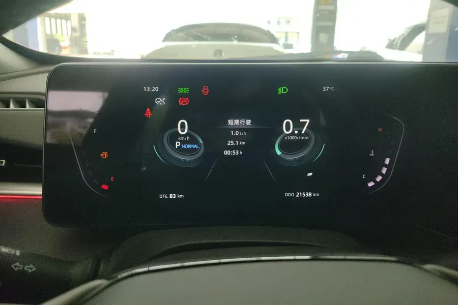2023 ChangAn Raeton Plus 1.5T 188HP L4 7DCT,autocango,china used car exporter,china ev exporter,chinese used car exporter,chinese used ev exporter