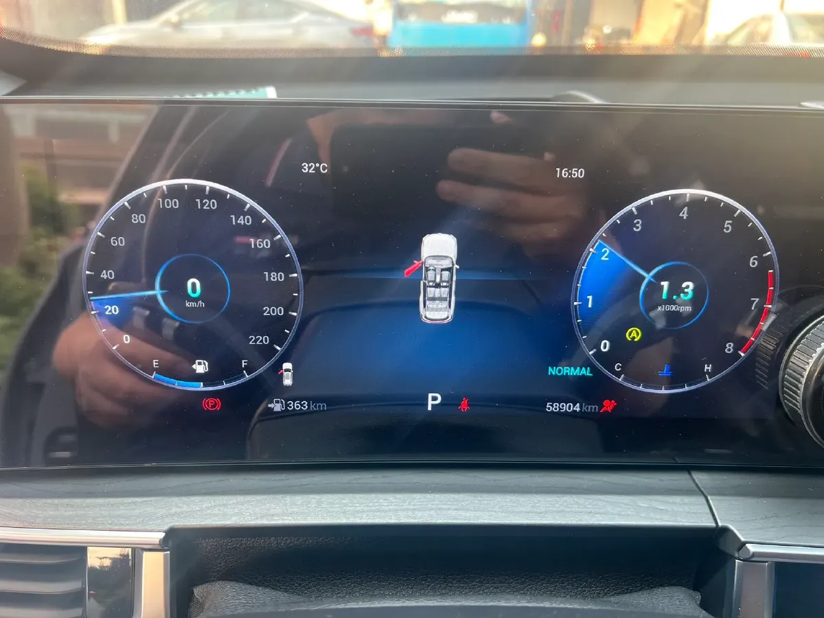 2022 Chery Tiggo 8 PRO 2.0T 254HP L4 7DCT,autocango,china used car exporter,china ev exporter,chinese used car exporter,chinese used ev exporter