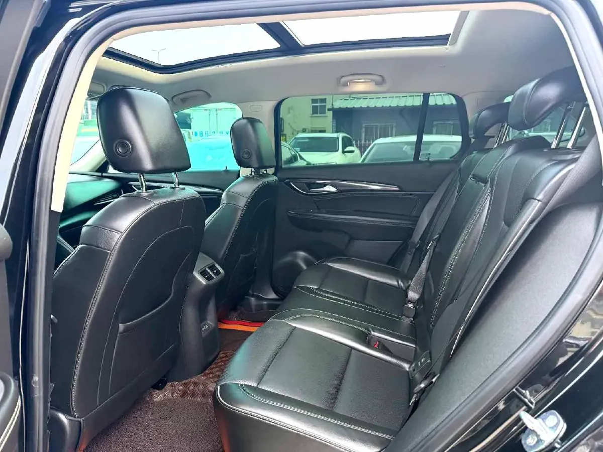 2022 Buick EnvisionPlus 2.0T 237HP L4 9AT,autocango,china used car exporter,china ev exporter,chinese used car exporter,chinese used ev exporter