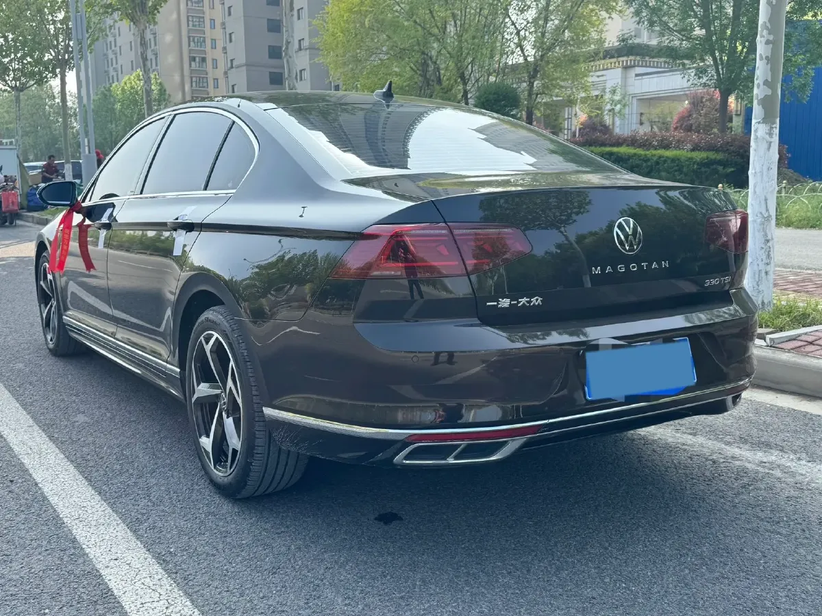 2023 Volkswagen Magotan 2.0T 186HP L4 7DCT,autocango,china used car exporter,china ev exporter,chinese used car exporter,chinese used ev exporter