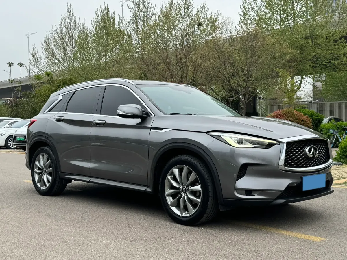 2020 Infiniti QX50 2.0T 272HP L4 CVT,autocango,china used car exporter,china ev exporter,chinese used car exporter,chinese used ev exporter
