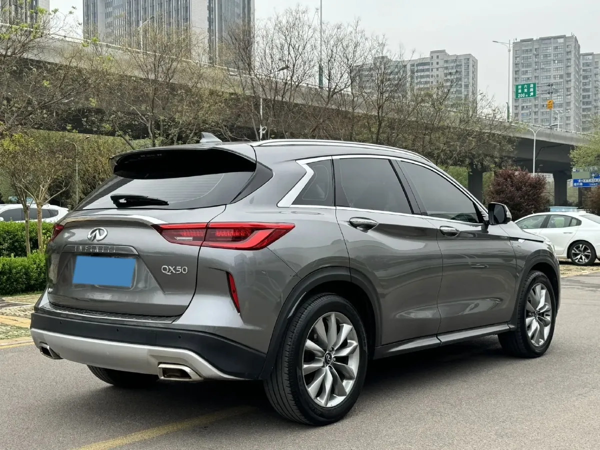 2020 Infiniti QX50 2.0T 272HP L4 CVT,autocango,china used car exporter,china ev exporter,chinese used car exporter,chinese used ev exporter