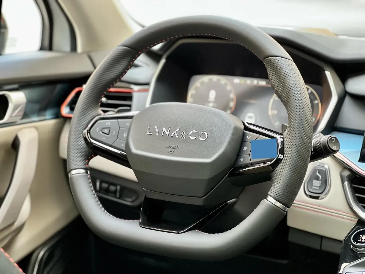 2020 LYNK&CO 06 1.5T 177HP L3 7DCT,autocango,china used car exporter,china ev exporter,chinese used car exporter,chinese used ev exporter