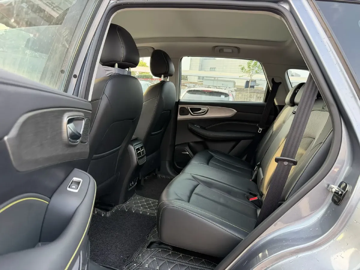 2020 Roewe RX5 1.5T 169HP L4 AMT PHEV 11.1KWH,autocango,china used car exporter,china ev exporter,chinese used car exporter,chinese used ev exporter