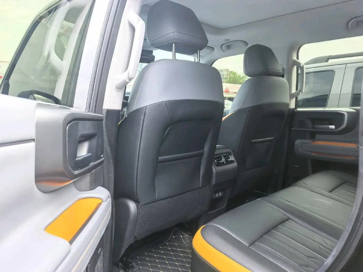 2025 Beijing BJ40 REEV REEV 188HP REEV 40.3KWH,autocango,china used car exporter,china ev exporter,chinese used car exporter,chinese used ev exporter