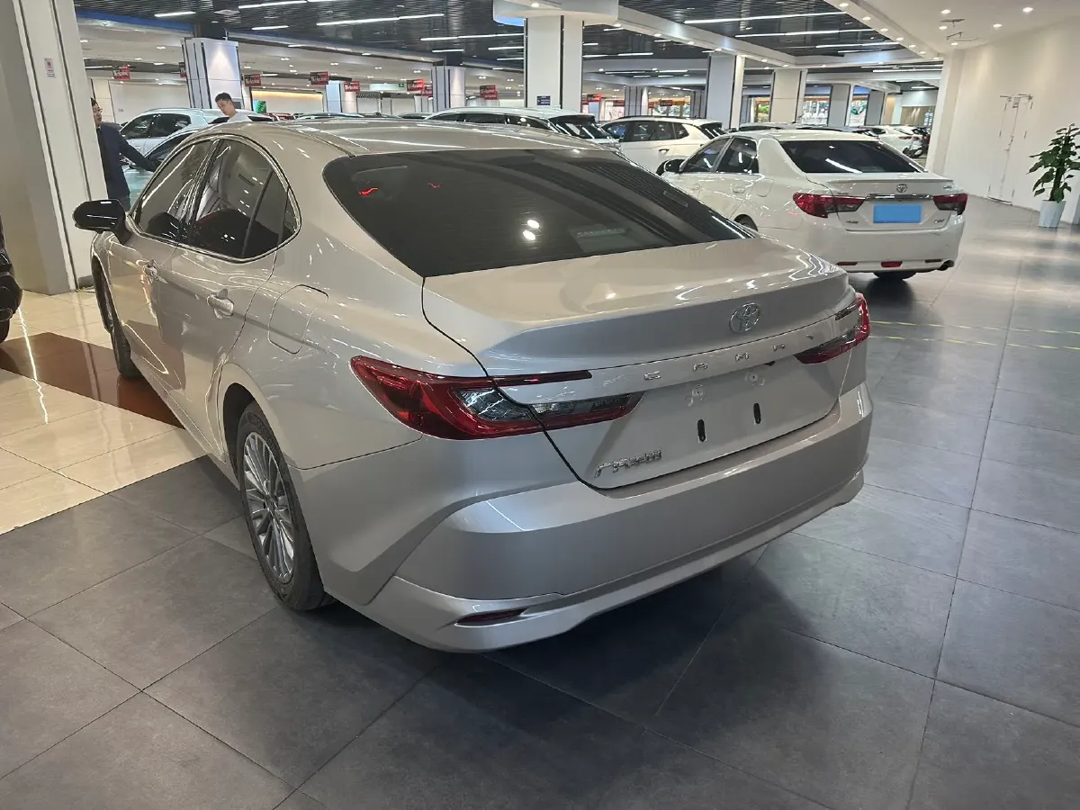 2026 Toyota Camry 2.0L 173HP L4 CVT,autocango,china used car exporter,china ev exporter,chinese used car exporter,chinese used ev exporter