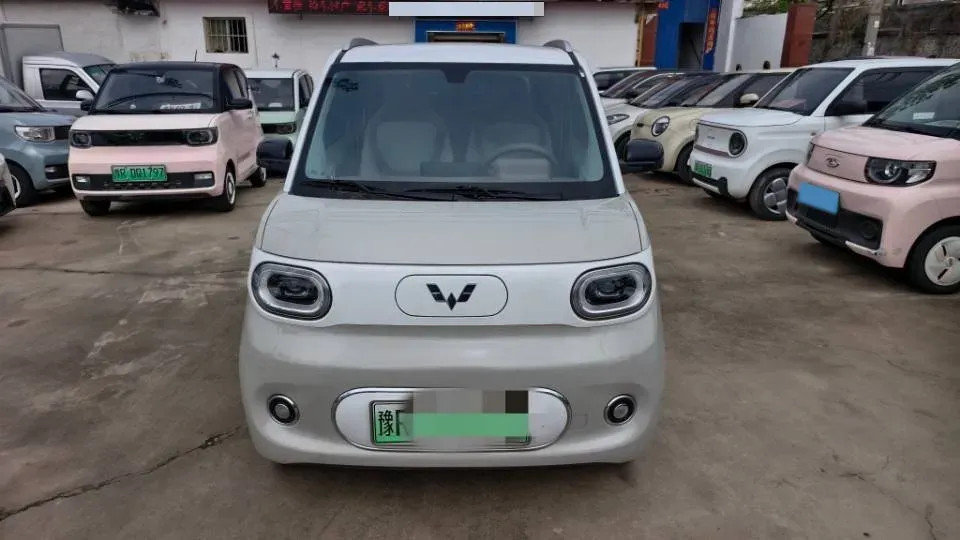 2024 WuLing HongGuang MINI EV BEV 17.3KWH,autocango,china used car exporter,china ev exporter,chinese used car exporter,chinese used ev exporter