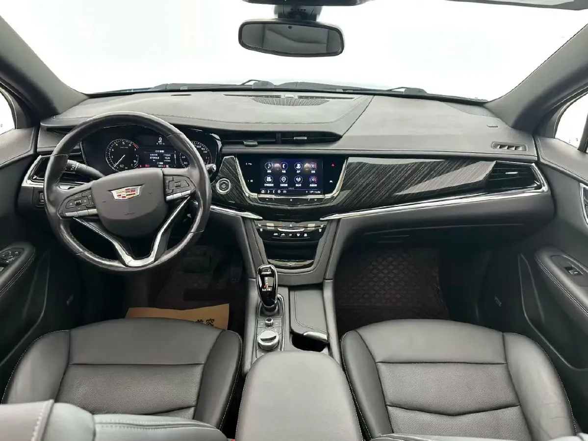 2021 Cadillac XT6 2.0T 237HP L4 9AT,autocango,china used car exporter,china ev exporter,chinese used car exporter,chinese used ev exporter