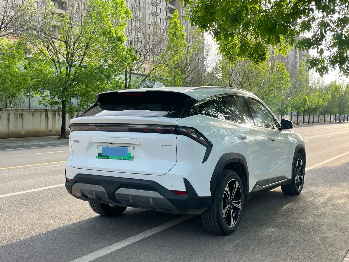 2025 Geely Galaxy L7 1.5L 112HP L4 1DHT PHEV 18.4KWH,autocango,china used car exporter,china ev exporter,chinese used car exporter,chinese used ev exporter