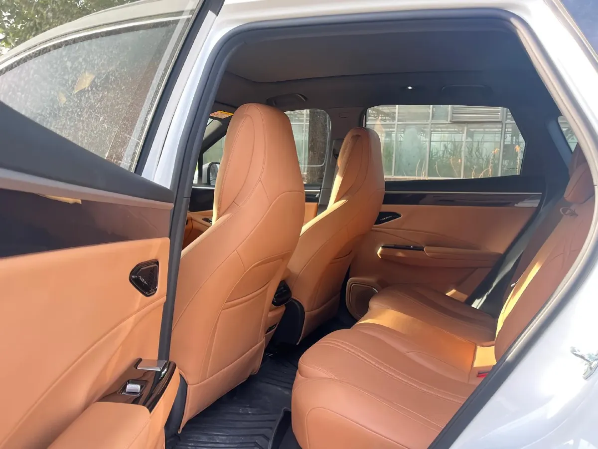 2025 Geely Galaxy L7 1.5L 112HP L4 1DHT PHEV 18.4KWH,autocango,china used car exporter,china ev exporter,chinese used car exporter,chinese used ev exporter