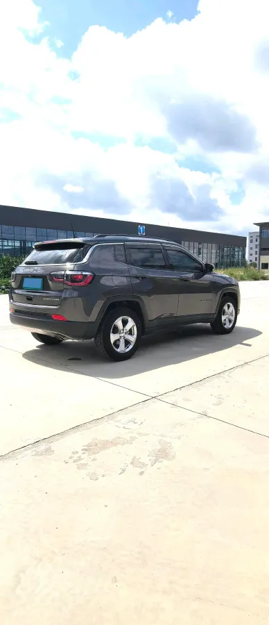2020 Jeep Compass 1.3T 173HP L4 7DCT,autocango,china used car exporter,china ev exporter,chinese used car exporter,chinese used ev exporter