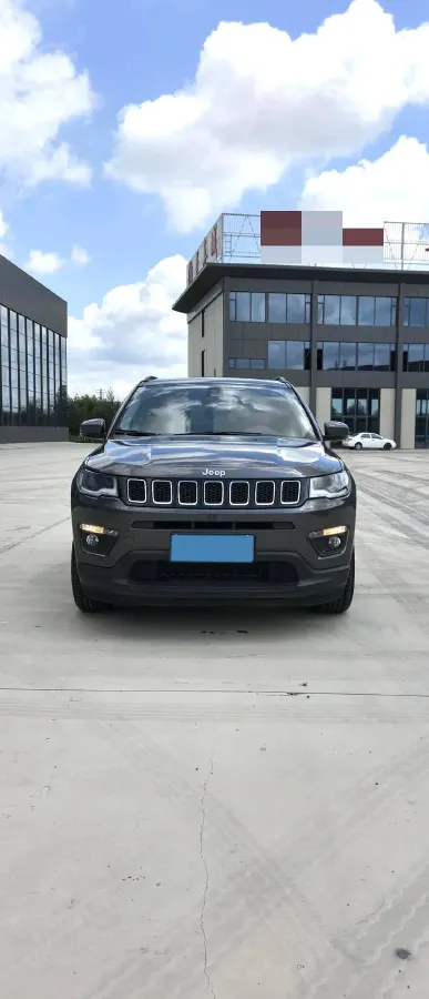 2020 Jeep Compass 1.3T 173HP L4 7DCT,autocango,china used car exporter,china ev exporter,chinese used car exporter,chinese used ev exporter