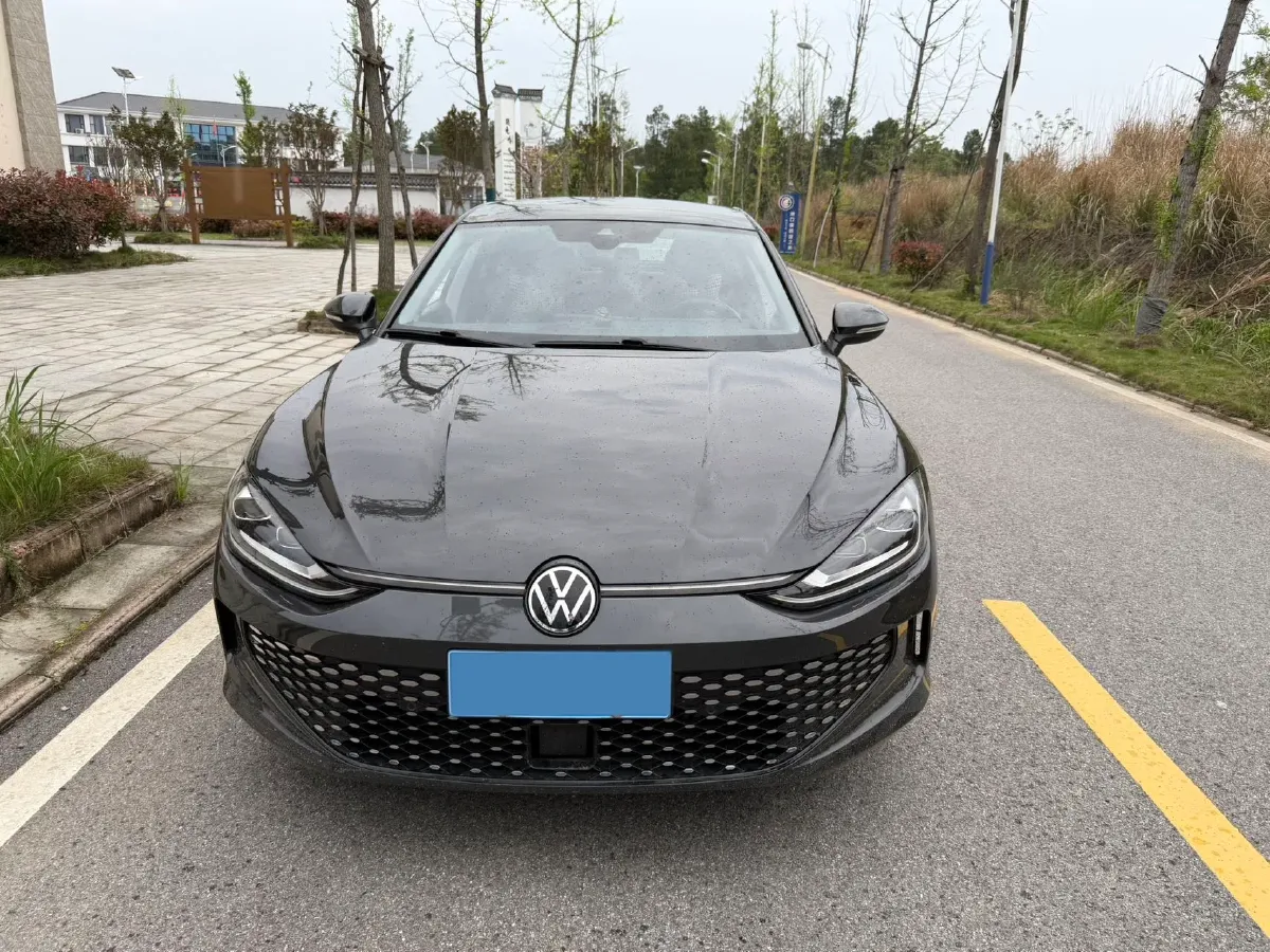 2023 Volkswagen Lamando 1.4T 150HP L4 7DCT,autocango,china used car exporter,china ev exporter,chinese used car exporter,chinese used ev exporter