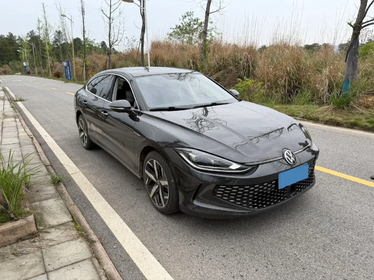 2023 Volkswagen Lamando 1.4T 150HP L4 7DCT,autocango,china used car exporter,china ev exporter,chinese used car exporter,chinese used ev exporter