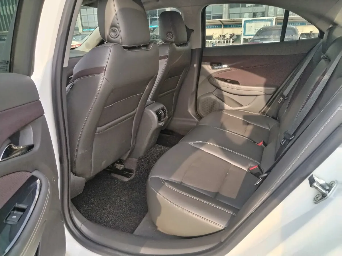 2018 Chevrolet Malibu 1.5T 170HP L4 6AT,autocango,china used car exporter,china ev exporter,chinese used car exporter,chinese used ev exporter