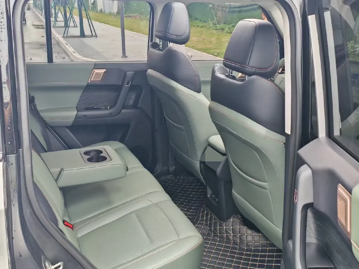 2024 JMC DaDao 2.3T 245HP L4 8AT,autocango,china used car exporter,china ev exporter,chinese used car exporter,chinese used ev exporter