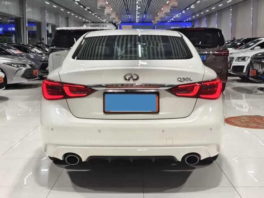2021 Infiniti Q50L 2.0T 211HP L4 7AT,autocango,china used car exporter,china ev exporter,chinese used car exporter,chinese used ev exporter