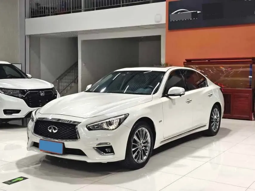 2021 Infiniti Q50L 2.0T 211HP L4 7AT,autocango,china used car exporter,china ev exporter,chinese used car exporter,chinese used ev exporter