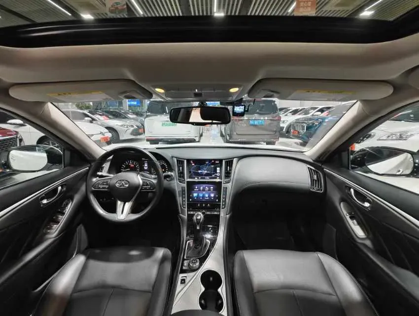 2021 Infiniti Q50L 2.0T 211HP L4 7AT,autocango,china used car exporter,china ev exporter,chinese used car exporter,chinese used ev exporter