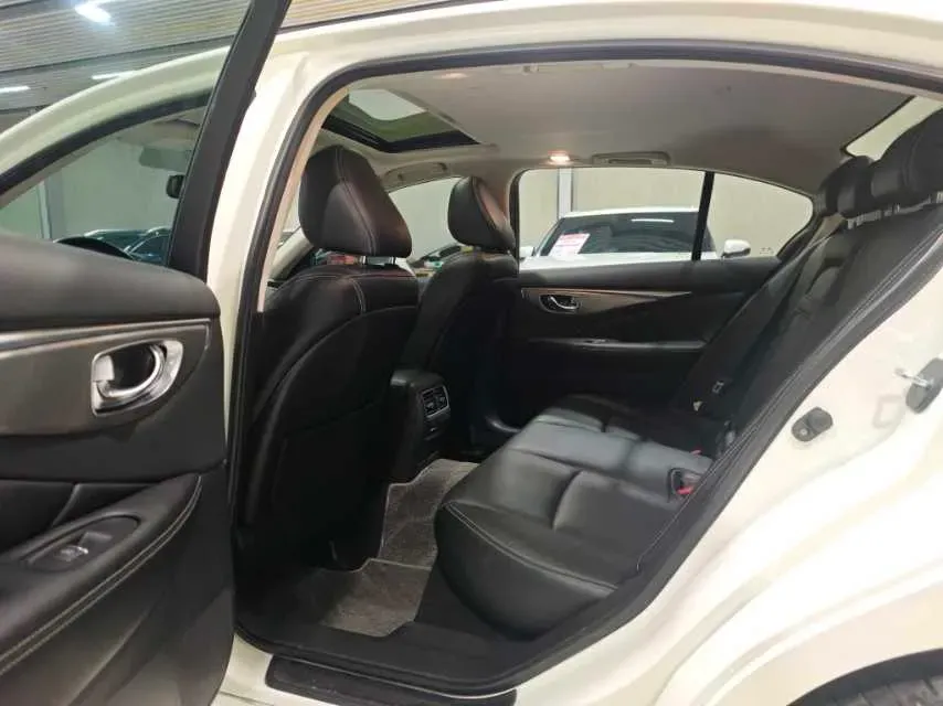 2021 Infiniti Q50L 2.0T 211HP L4 7AT,autocango,china used car exporter,china ev exporter,chinese used car exporter,chinese used ev exporter