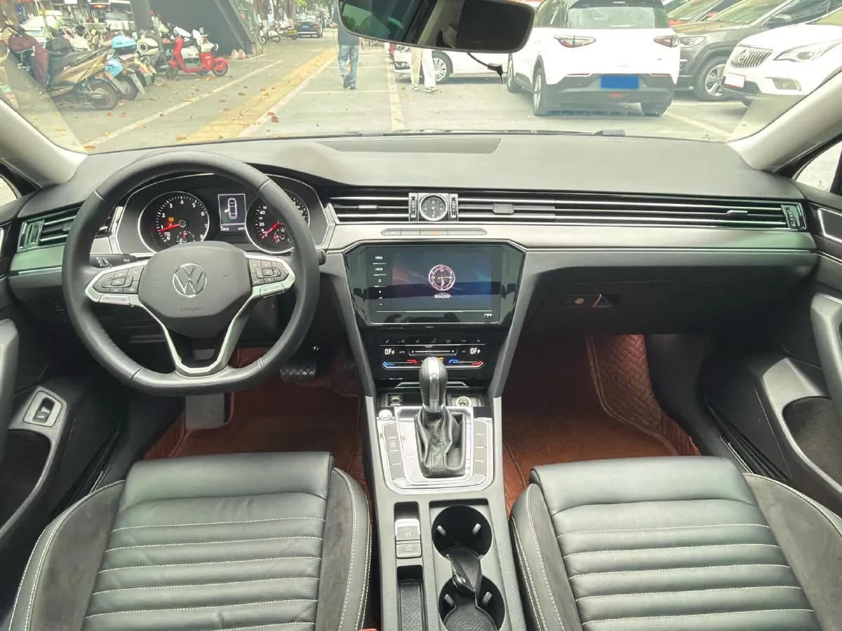 2020 Volkswagen Magotan 2.0T 186HP L4 7DCT,autocango,china used car exporter,china ev exporter,chinese used car exporter,chinese used ev exporter