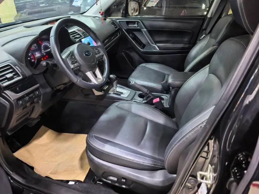 2018 Toyota Camry 2.5L 178HP L4 E-CVT Hybrid,autocango,china used car exporter,china ev exporter,chinese used car exporter,chinese used ev exporter