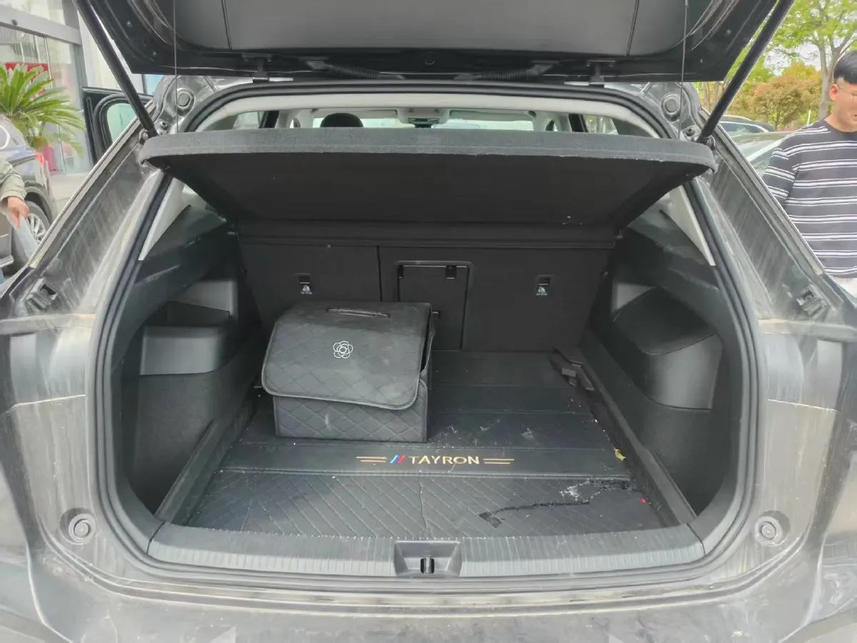 2025 Volkswagen Tayron 1.5T 160HP L4 7DCT,autocango,china used car exporter,china ev exporter,chinese used car exporter,chinese used ev exporter