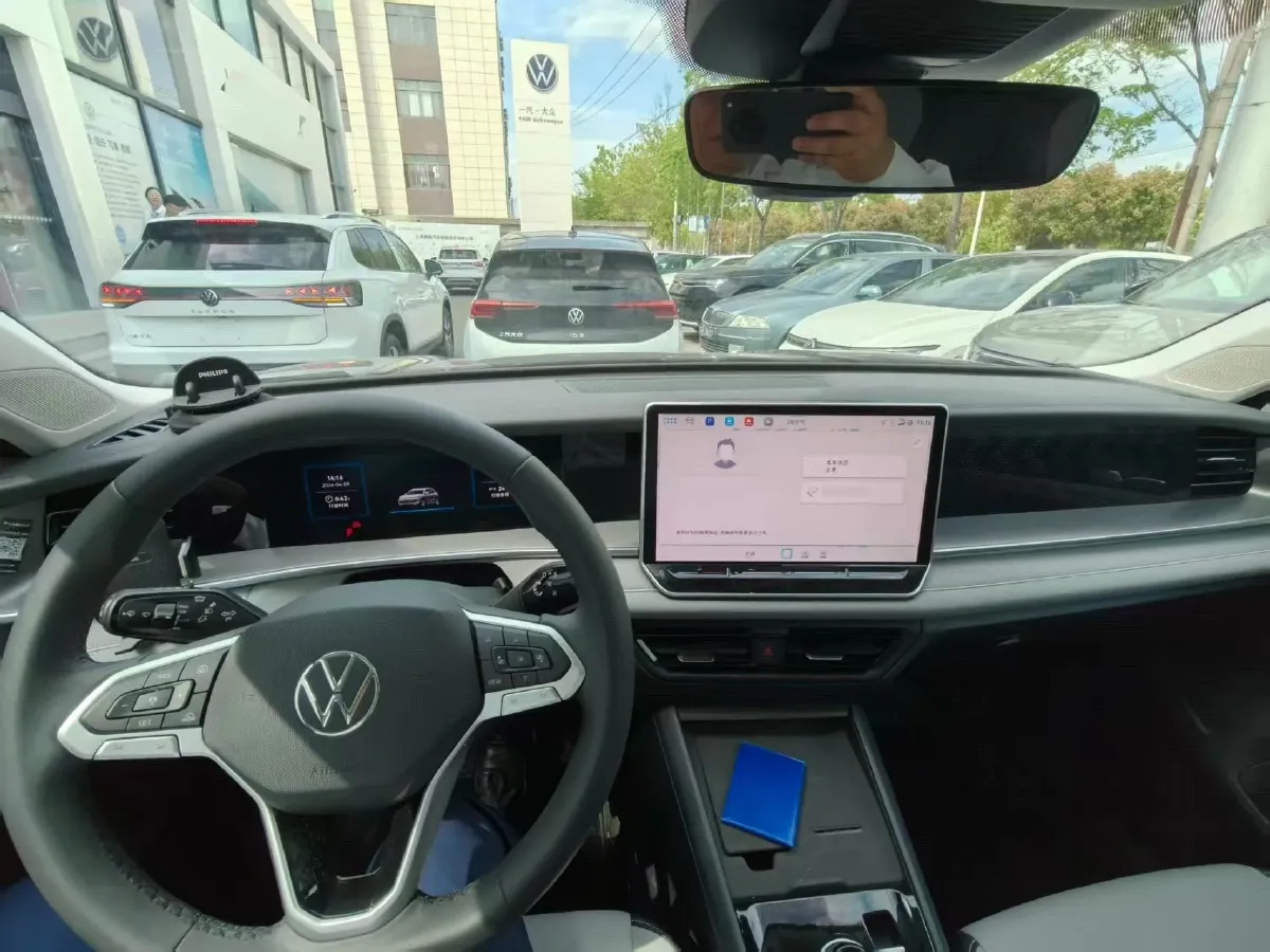 2025 Volkswagen Tayron 1.5T 160HP L4 7DCT,autocango,china used car exporter,china ev exporter,chinese used car exporter,chinese used ev exporter